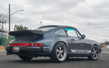 Porsche-911-1988-Venetian-Blue-Metall-23