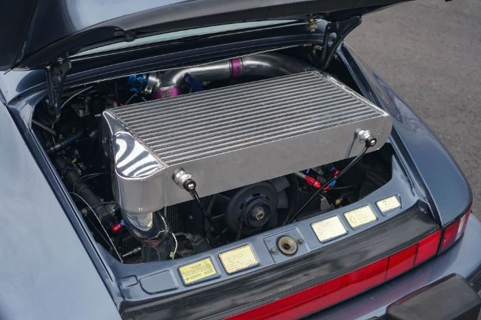 Porsche-911-1988-Venetian-Blue-Metall-34
