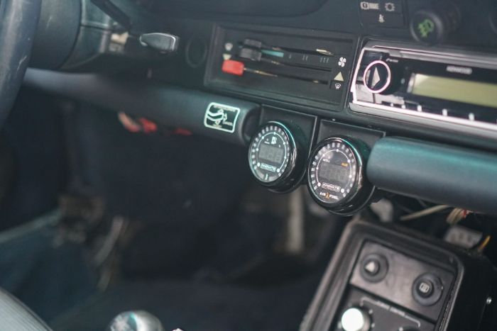 Porsche-911-1988-Venetian-Blue-Metall-43