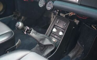 Porsche-911-1988-Venetian-Blue-Metall-44