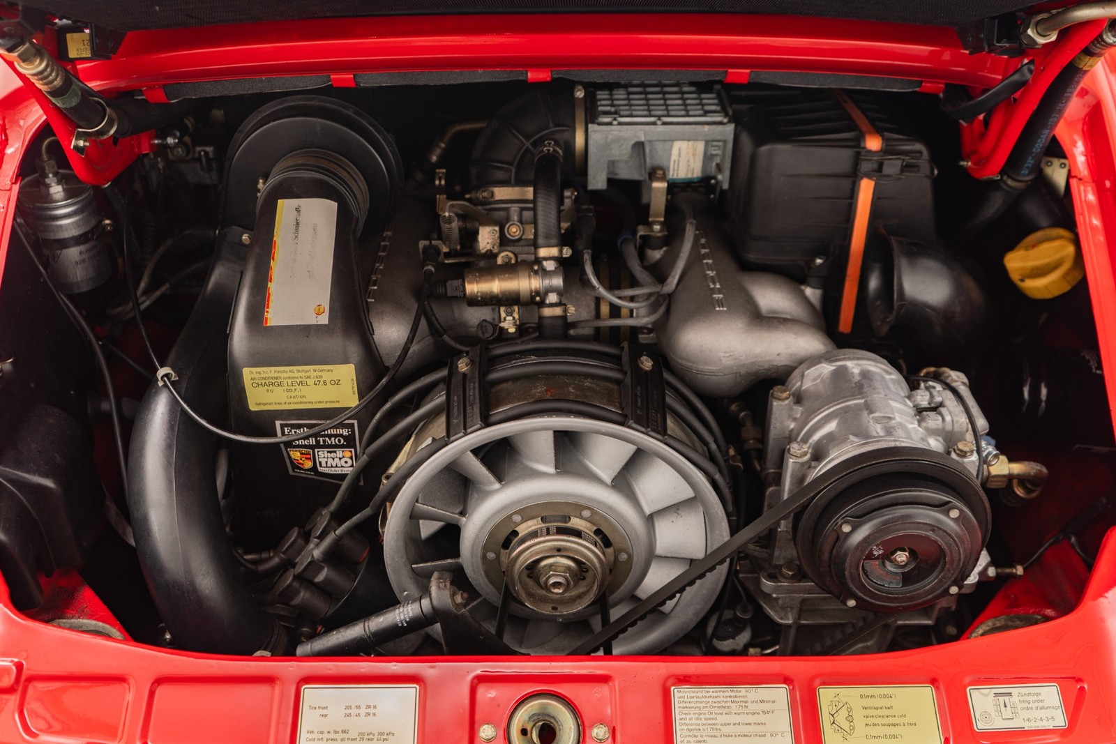 Porsche-911-1989-Convertible-10