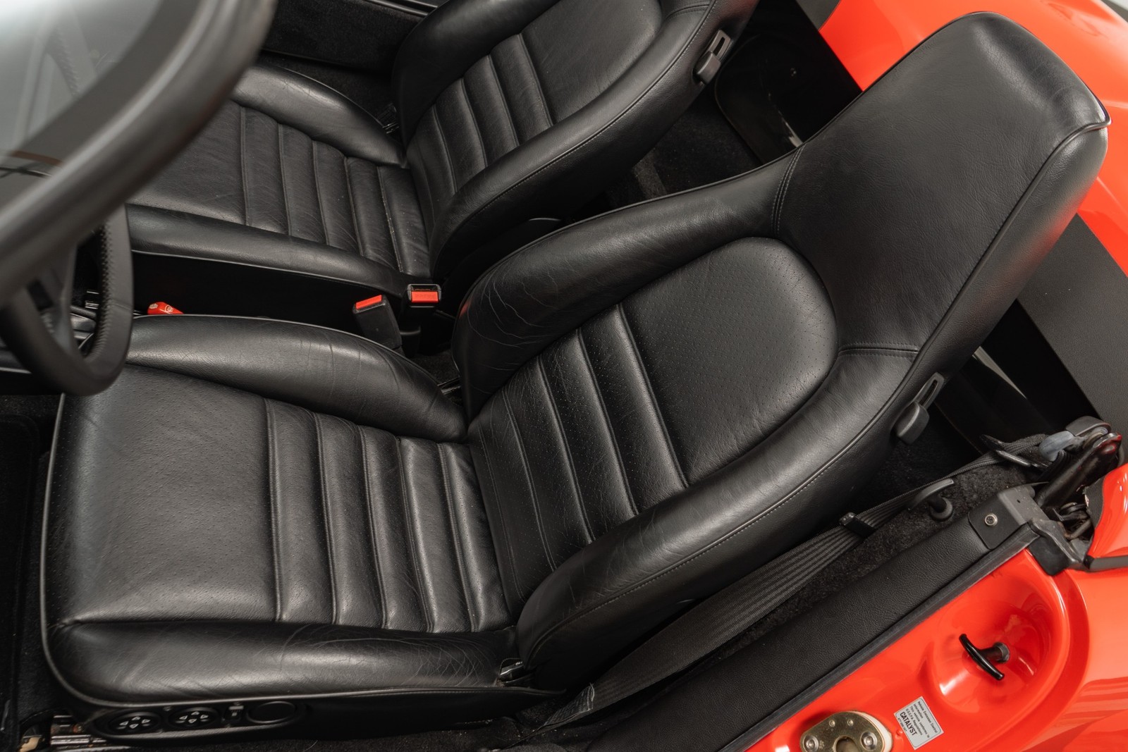 Porsche-911-1989-Convertible-24