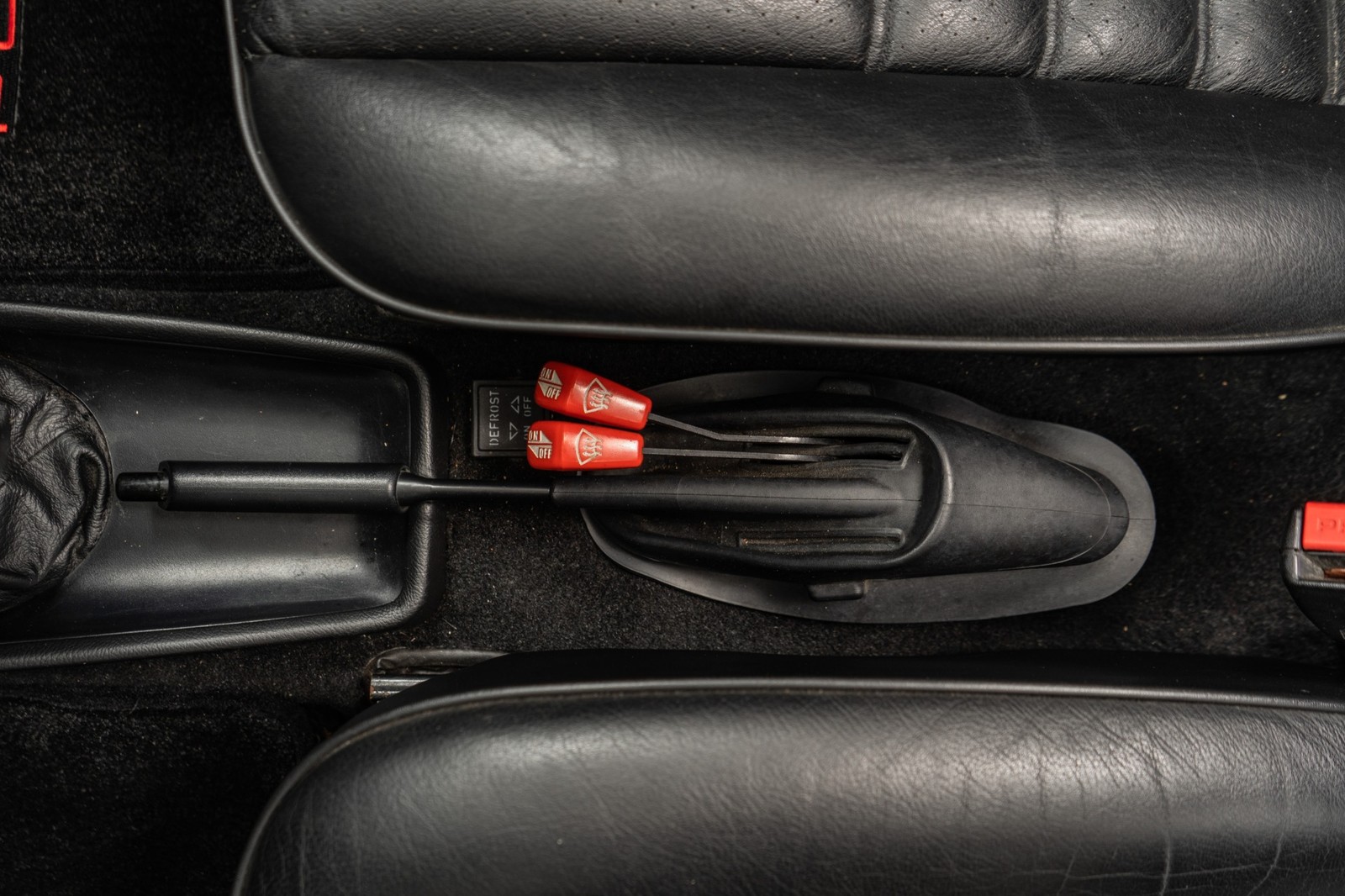 Porsche-911-1989-Convertible-28