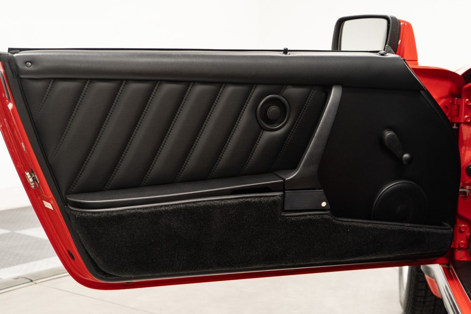 Porsche-911-1989-Convertible-31