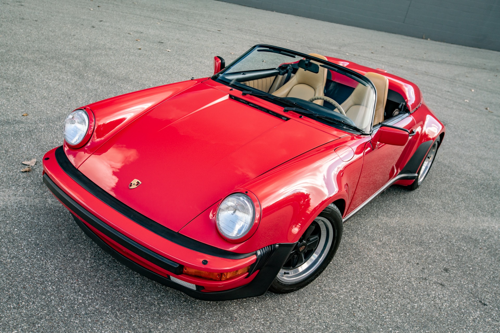 Porsche-911-1989-Red-Tan-12