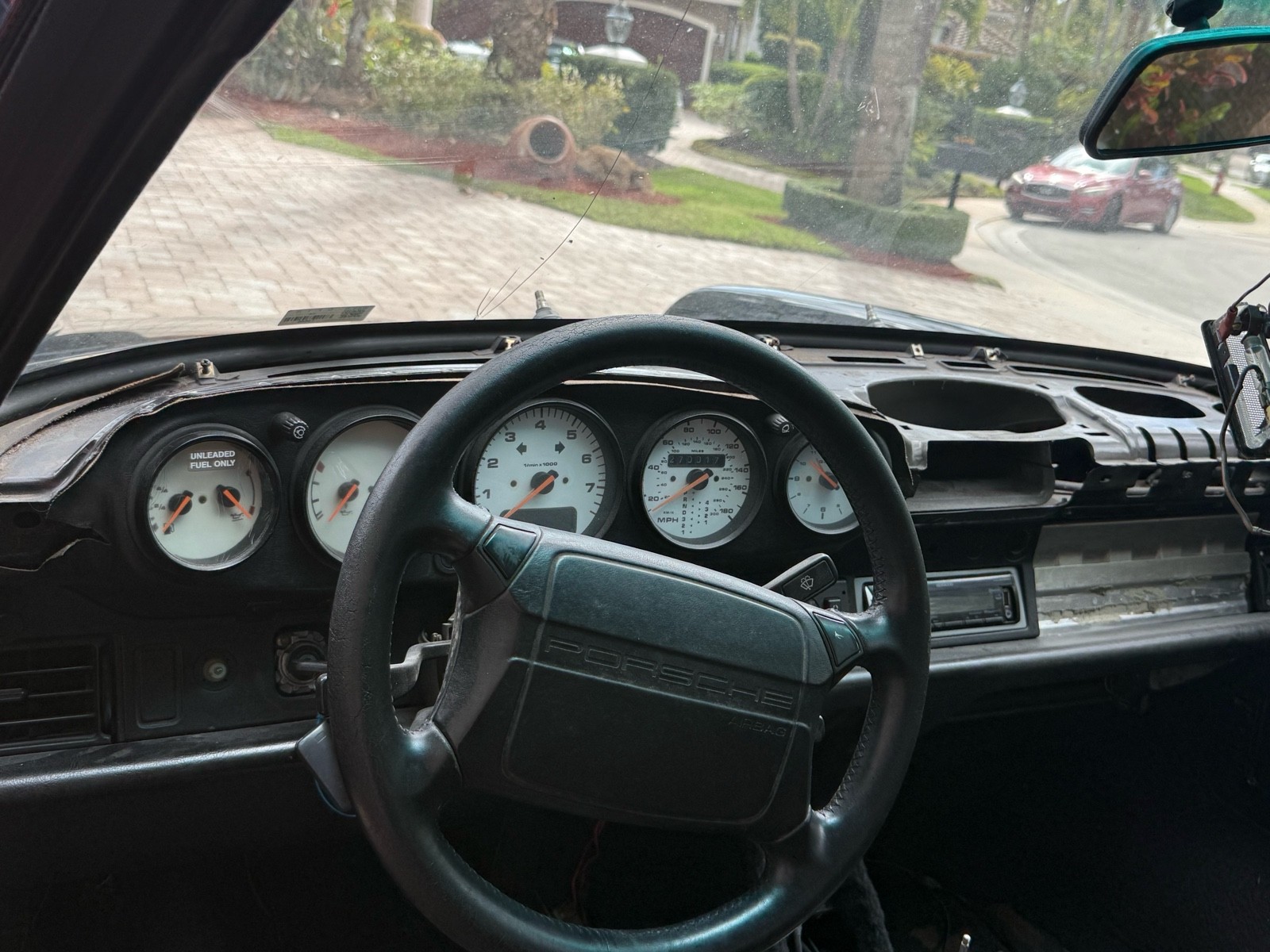 Porsche-911-1990-18