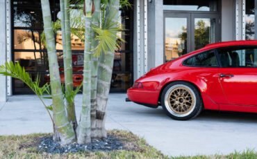 Porsche-911-1990-Coupe-12