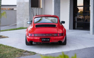 Porsche-911-1990-Coupe-13