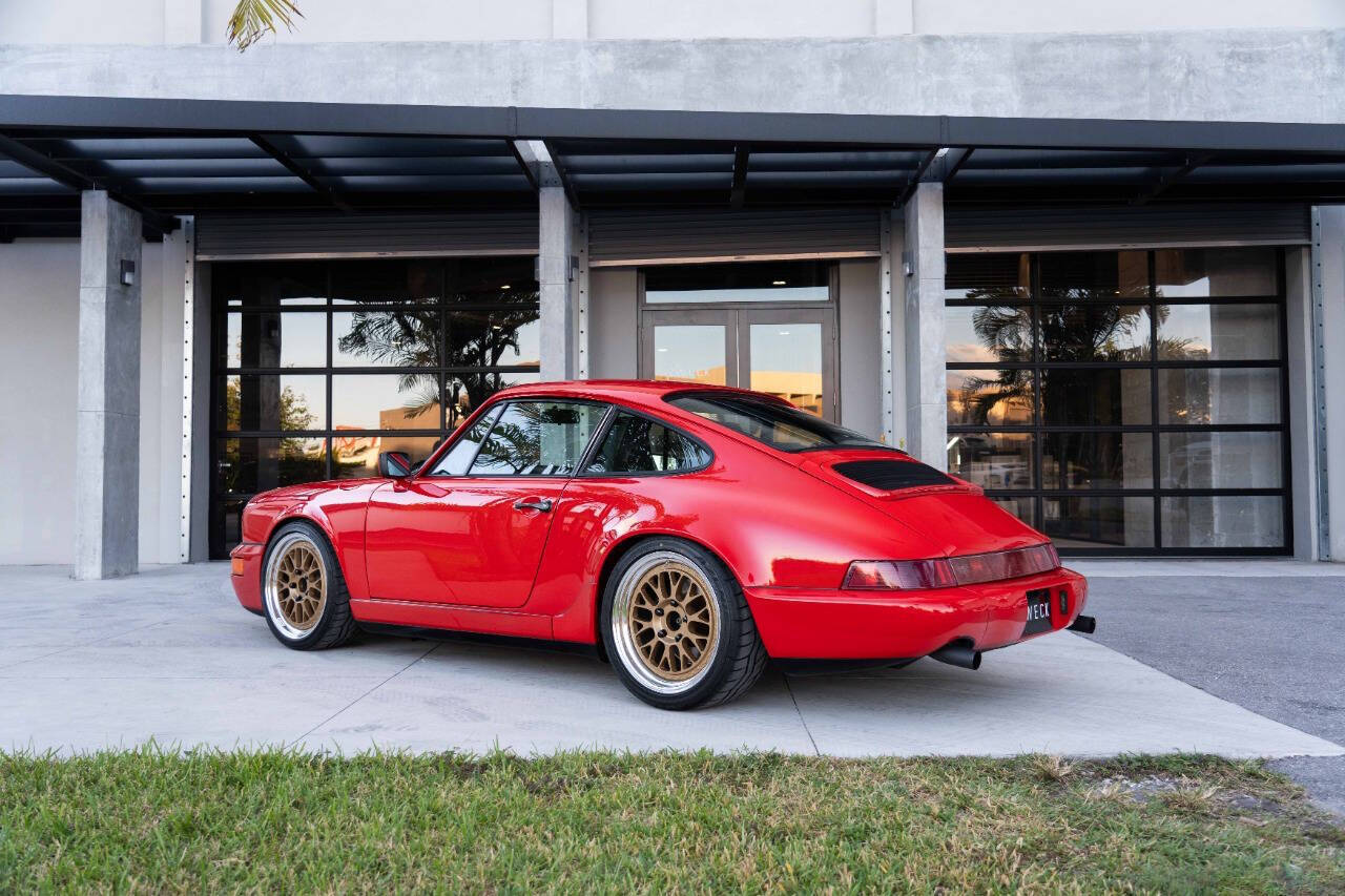 Porsche-911-1990-Coupe-18