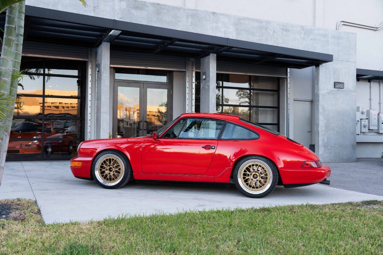 Porsche-911-1990-Coupe-19