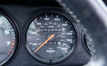 Porsche-911-1990-Coupe-23