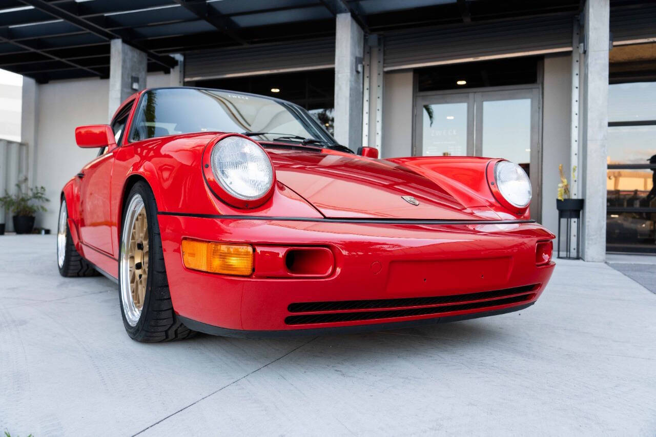 Porsche-911-1990-Coupe-27