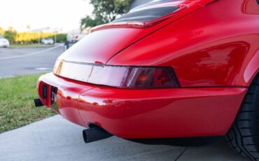 Porsche-911-1990-Coupe-37