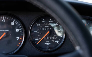 Porsche-911-1990-Coupe-4