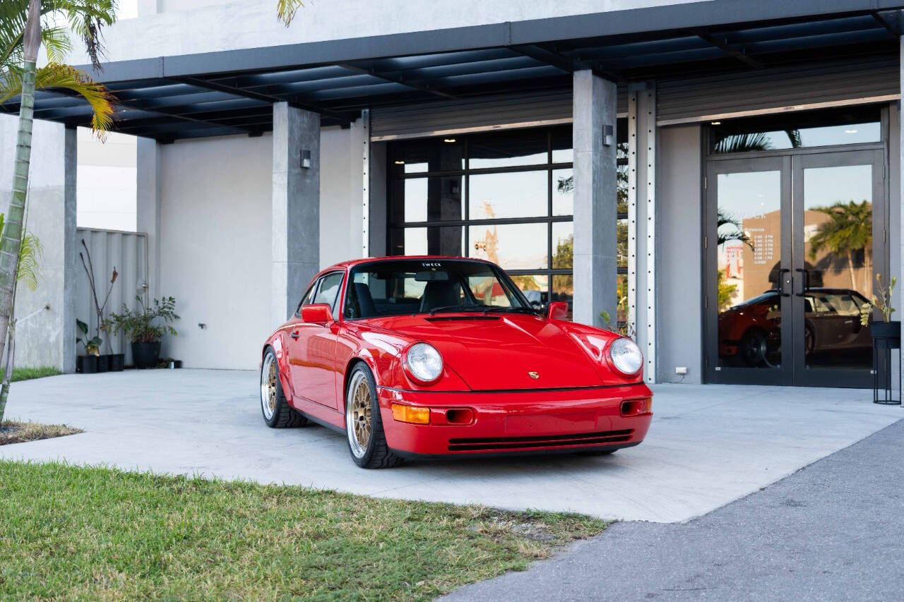 Porsche-911-1990-Coupe-8