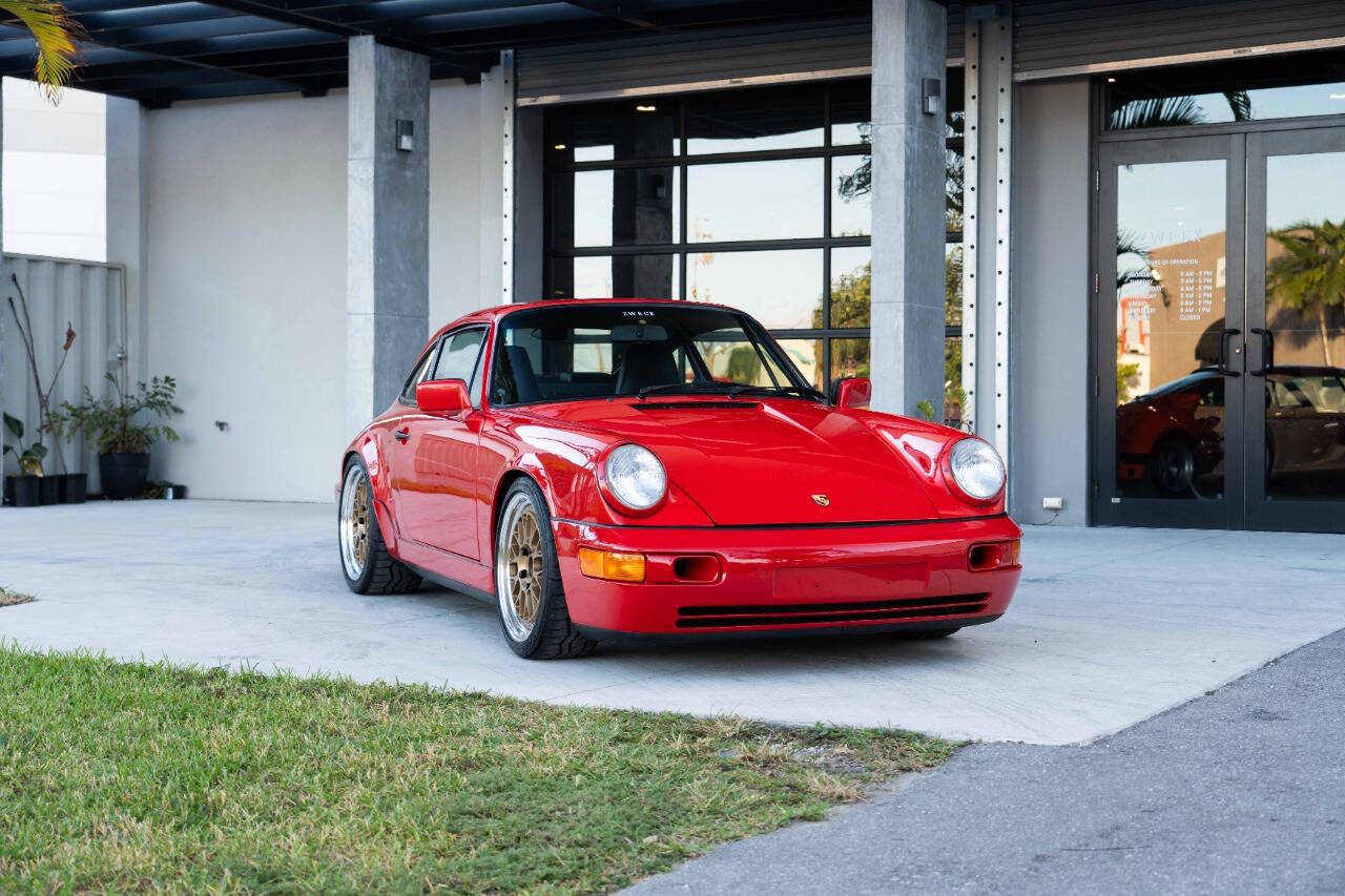 Porsche-911-1990-Coupe-9