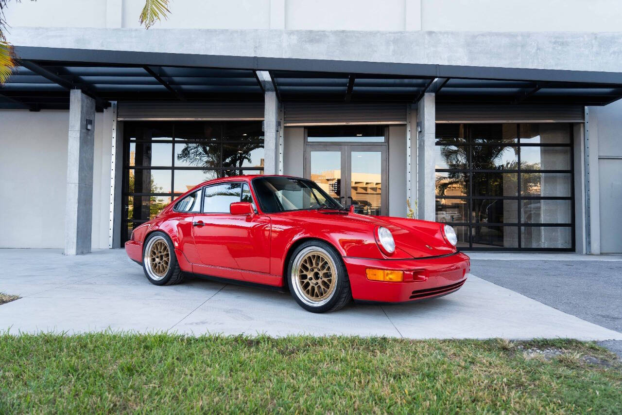 Porsche-911-1990-Coupe