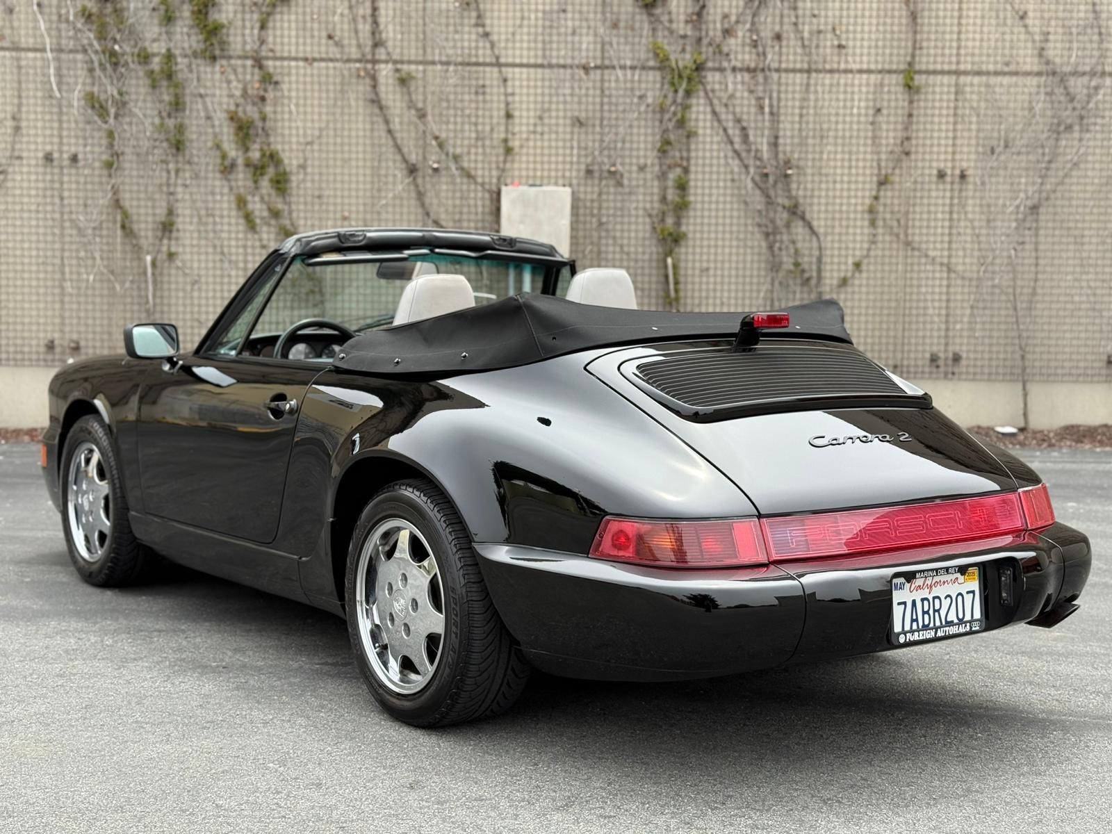 Porsche-911-1991-5