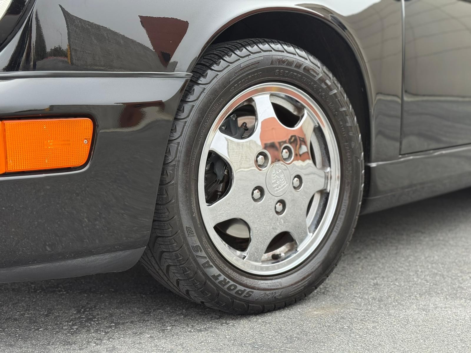 Porsche-911-1991-6