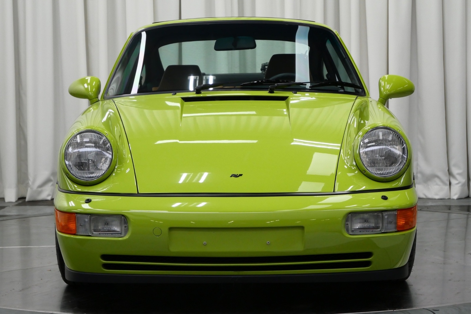 Porsche-911-1991-Coupe-2