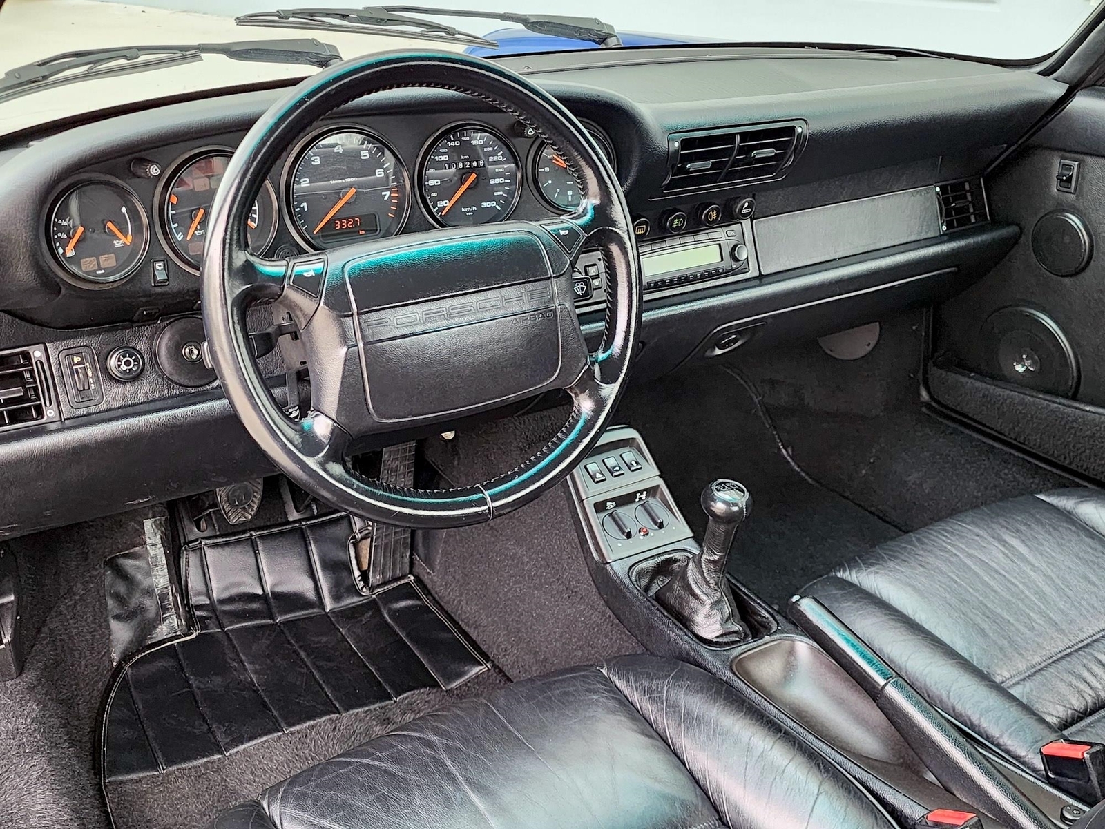 Porsche-911-1993-Coupe-1