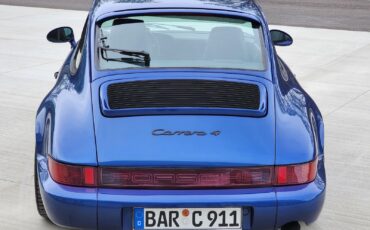 Porsche-911-1993-Coupe-12