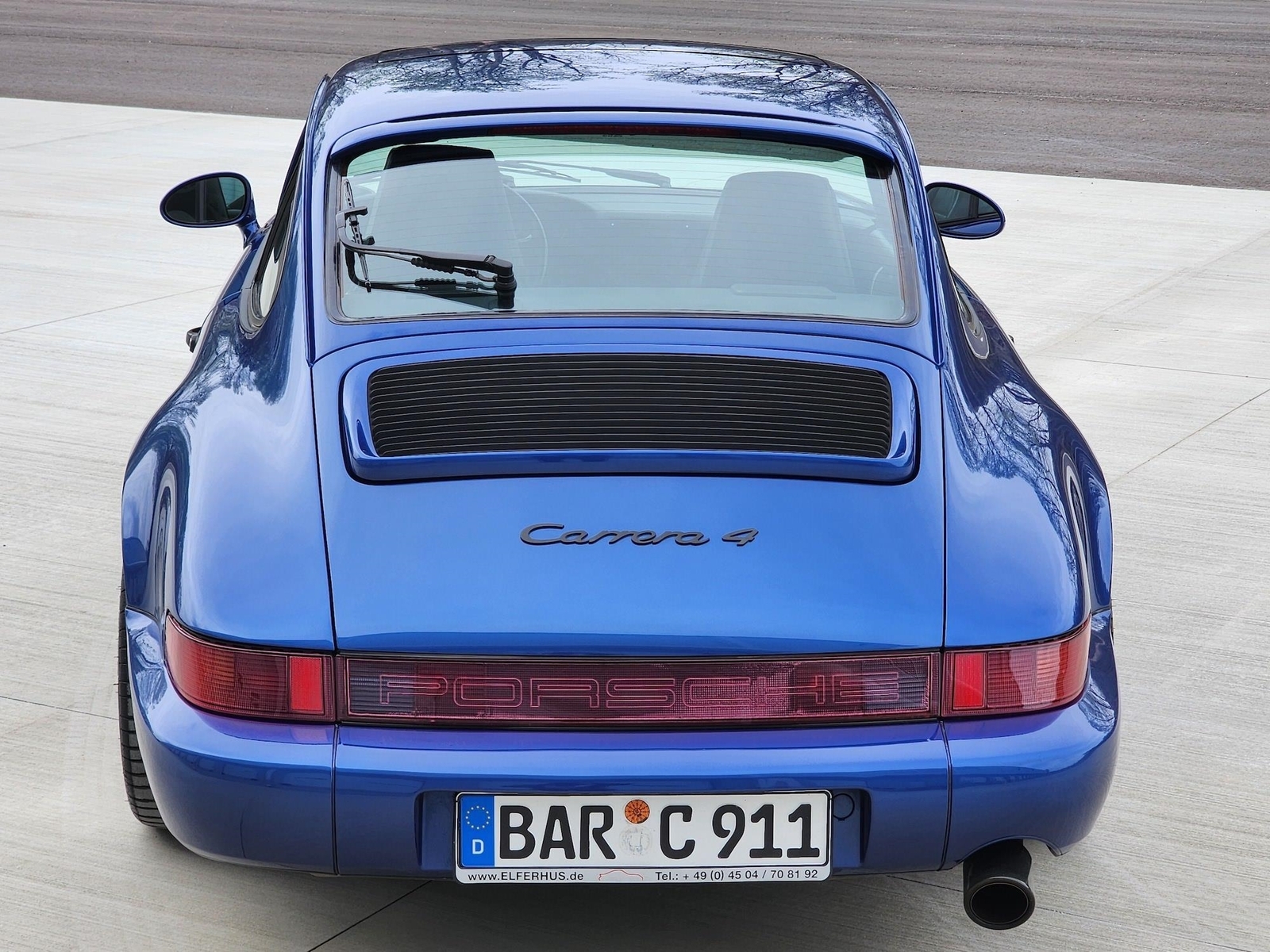 Porsche-911-1993-Coupe-12
