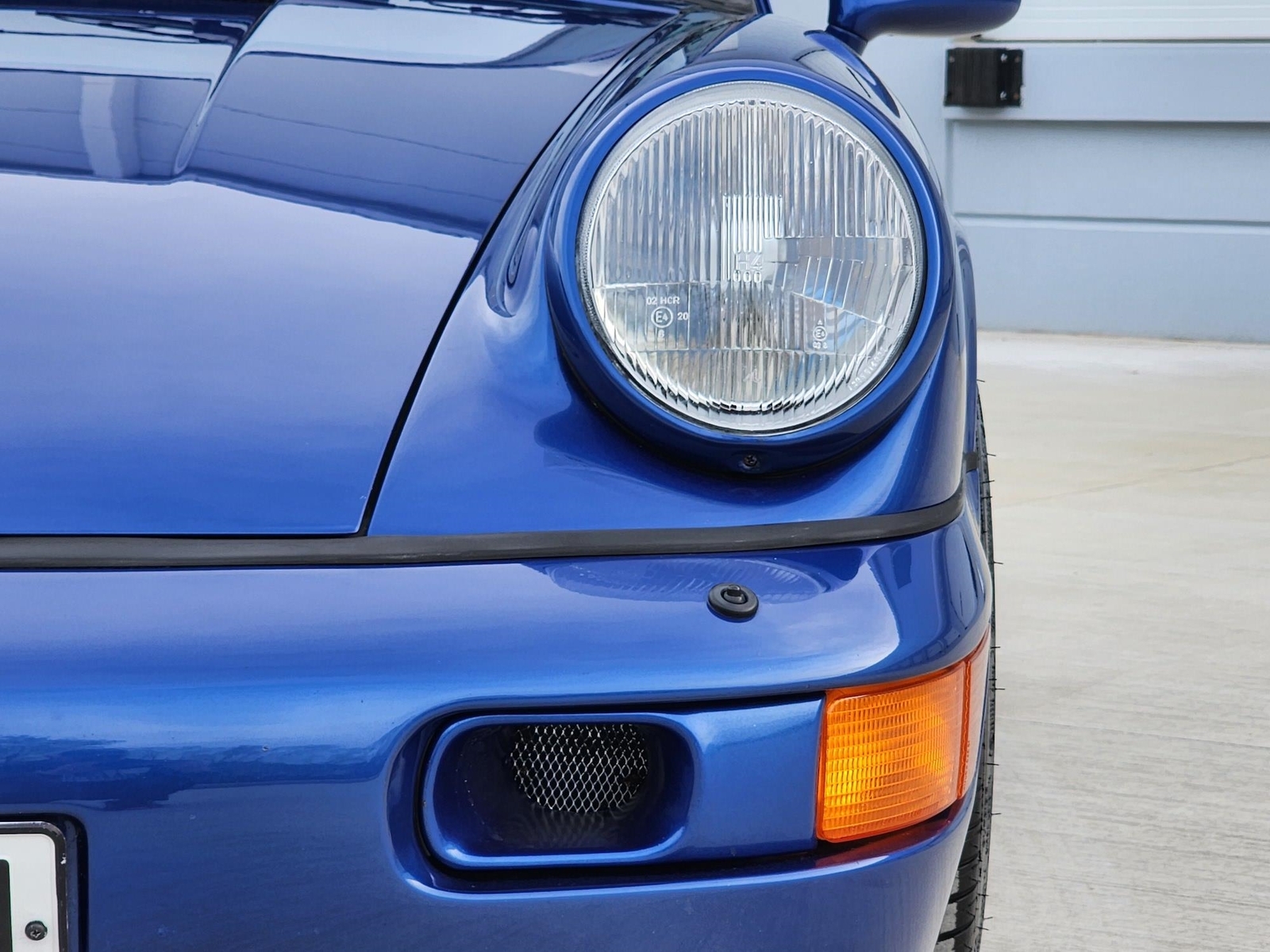 Porsche-911-1993-Coupe-31