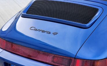 Porsche-911-1993-Coupe-39