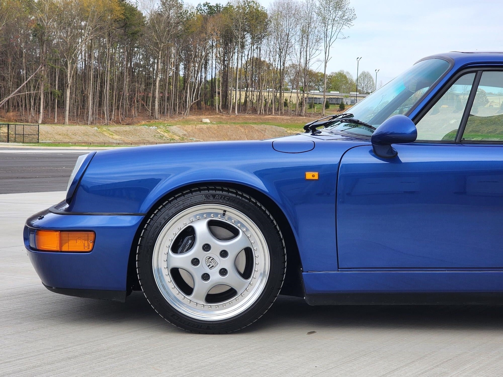 Porsche-911-1993-Coupe-6