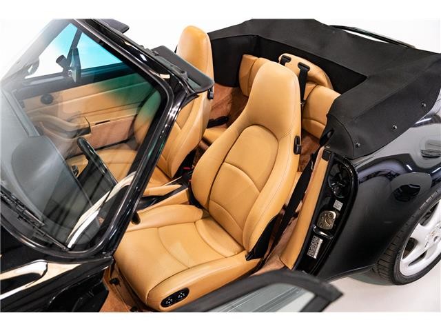 Porsche-911-1995-Cabriolet-19