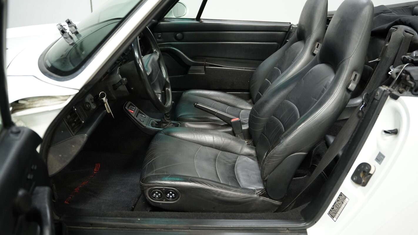 Porsche-911-1995-Convertible-29