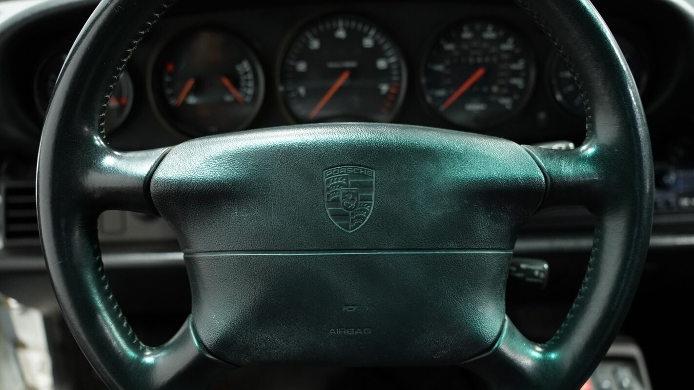 Porsche-911-1995-Convertible-30