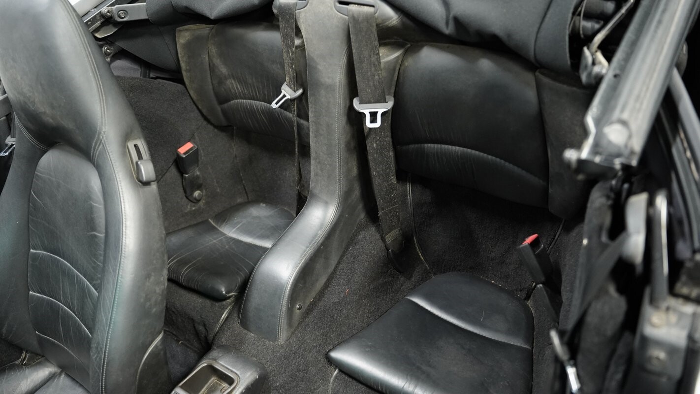 Porsche-911-1995-Convertible-36