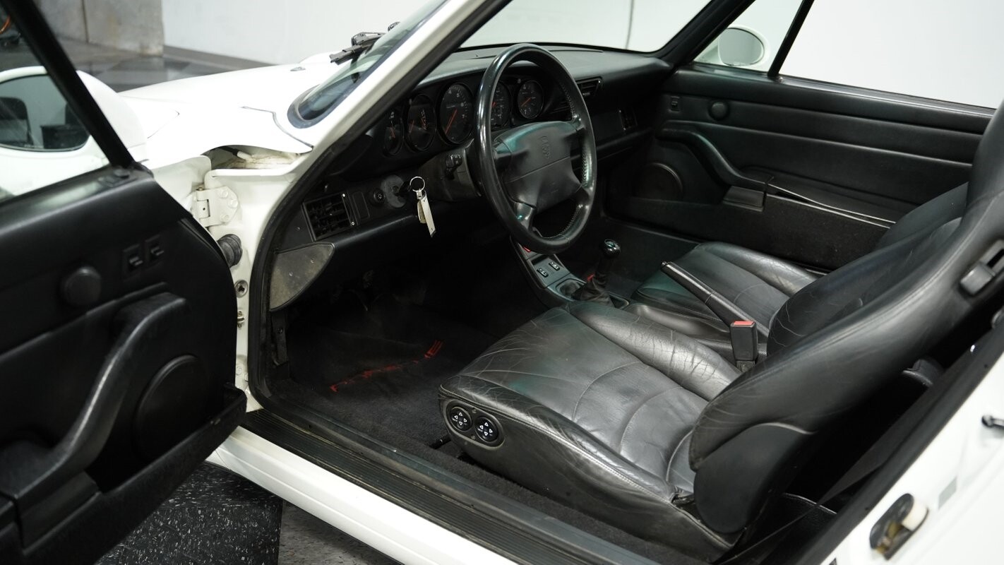 Porsche-911-1995-Convertible-4