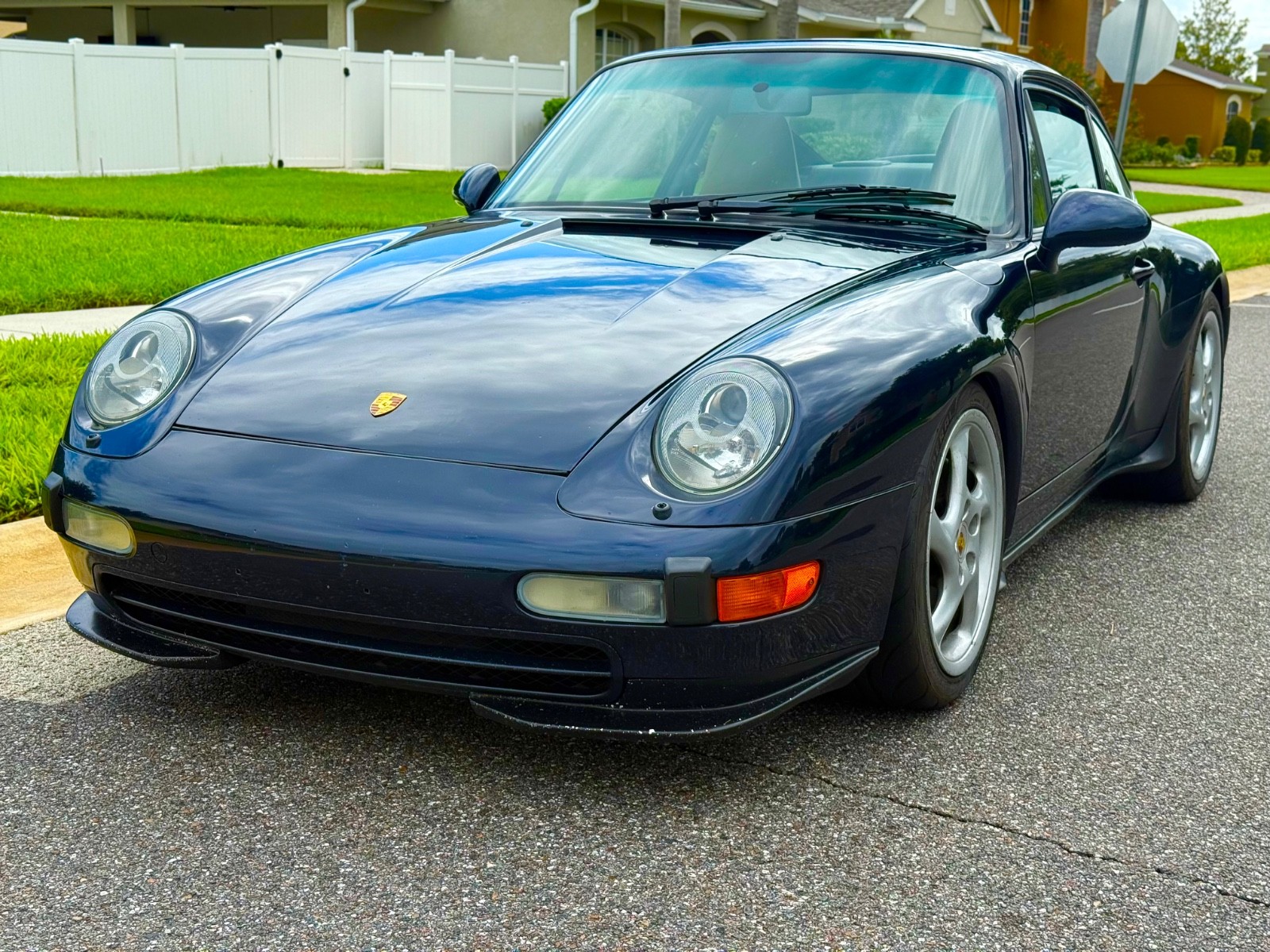 Porsche-911-1995-Coupe-14