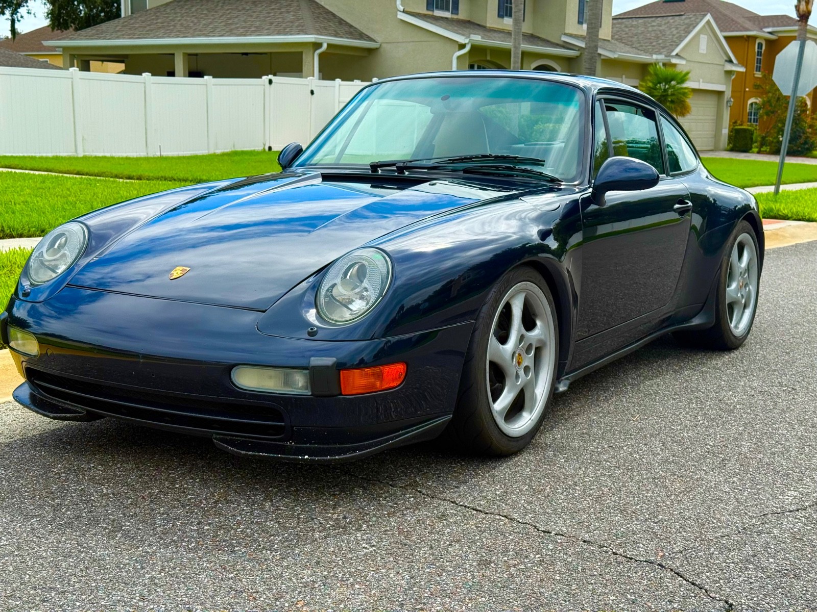 Porsche-911-1995-Coupe-7