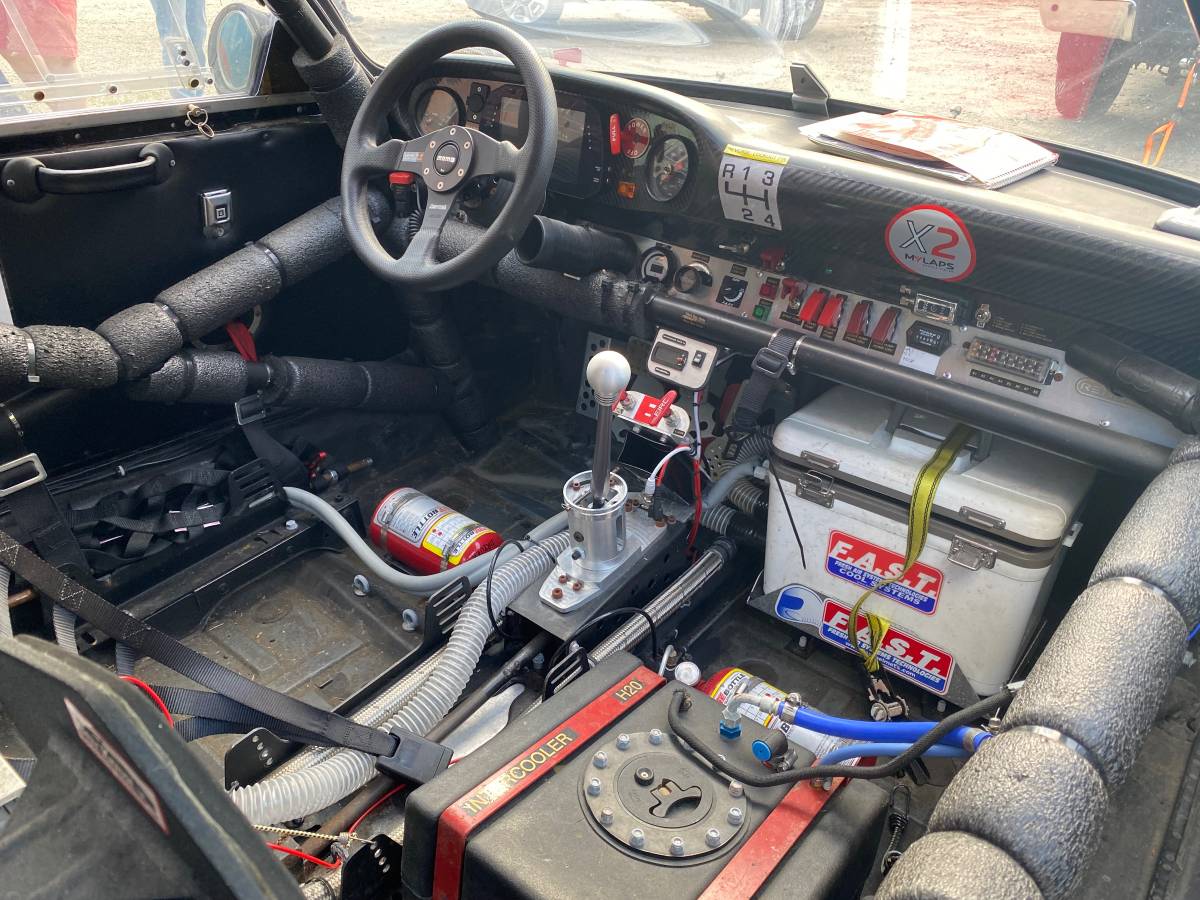 Porsche-911-930-935-993-1986-6