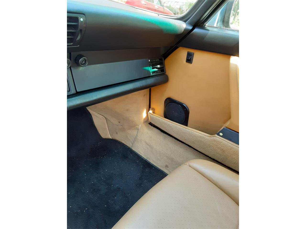 Porsche-911-carrera-1987-Venetian-Blue-Saddle-6