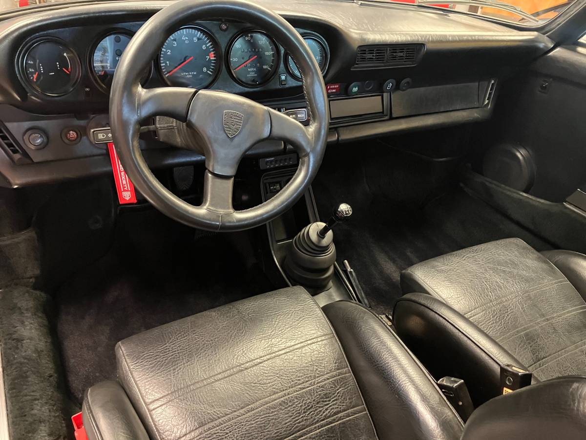 Porsche-911s-1977-silver-16
