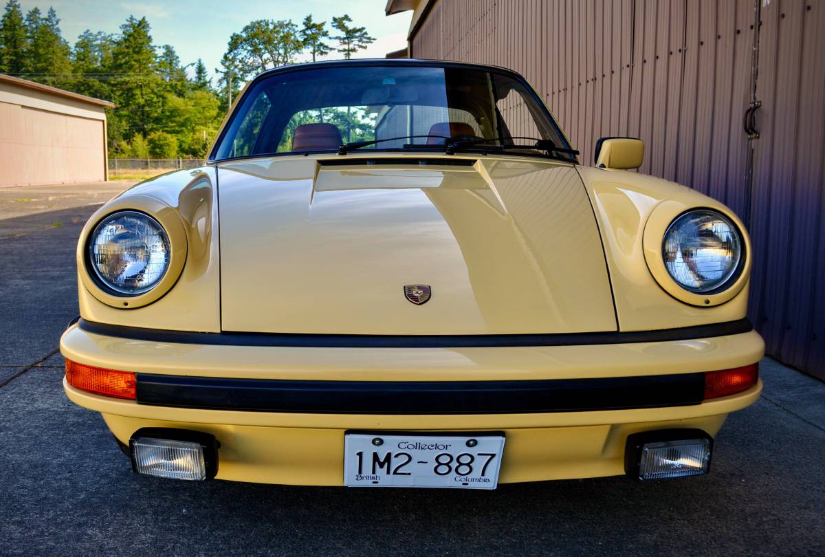 Porsche-911s-targa-1976-yellow-2