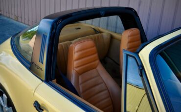 Porsche-911s-targa-1976-yellow-26