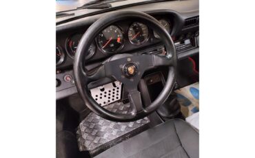 Porsche-911sc-1983-Zinnmetallik-Black-6