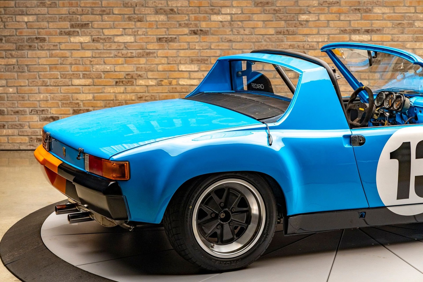 Porsche-914-1974-Coupe-12
