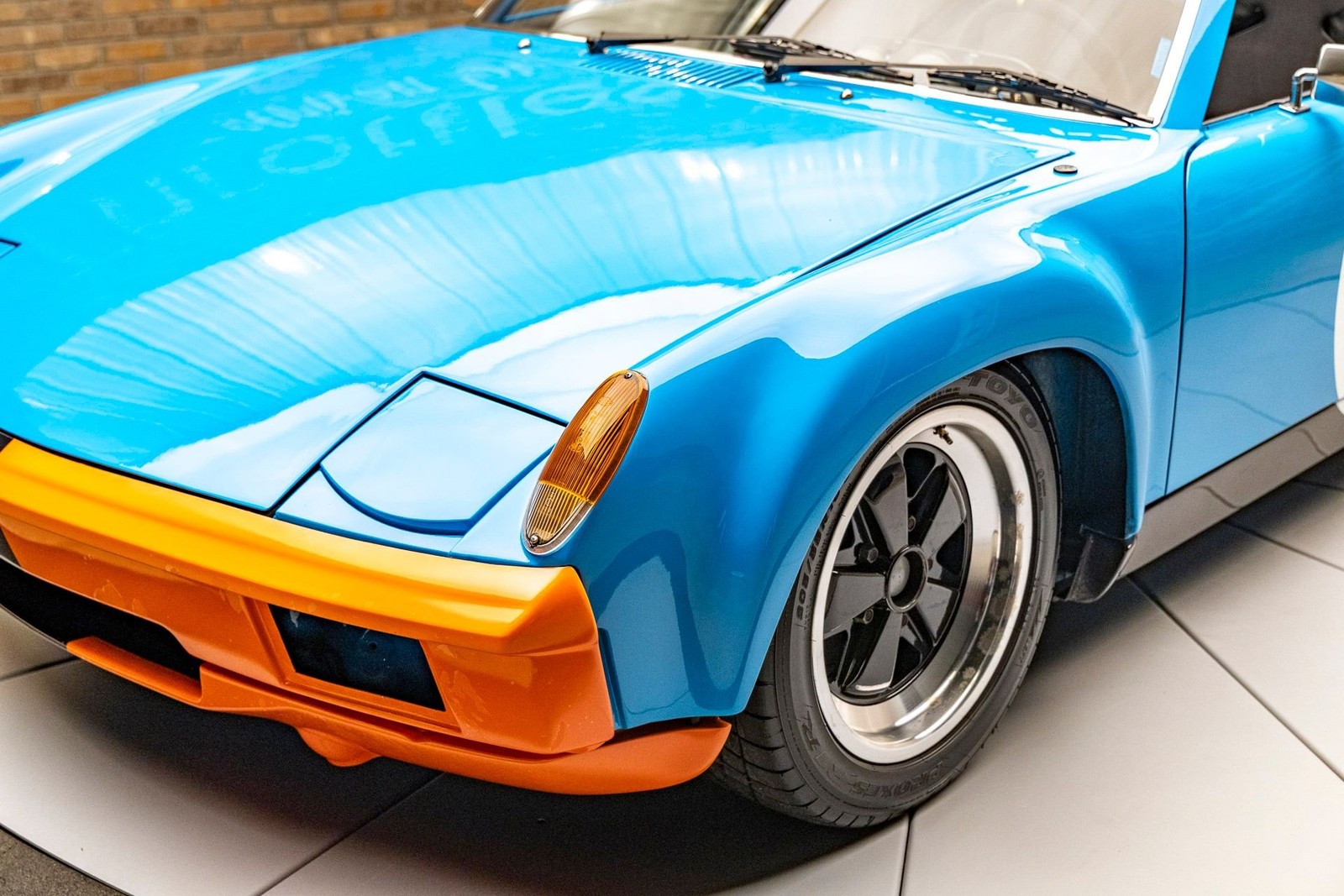 Porsche-914-1974-Coupe-18