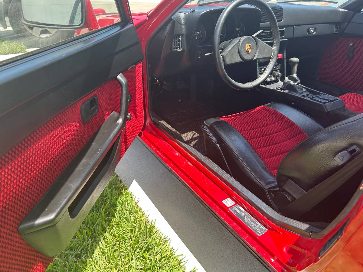 Porsche-924-1979-11
