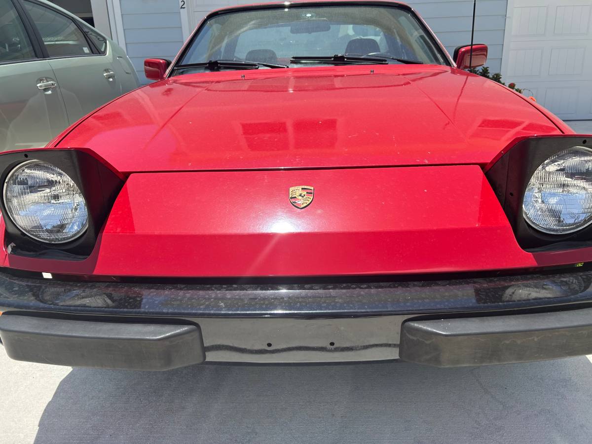 Porsche-924-1979-4
