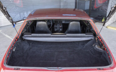 Porsche-924-1980-Coupe-13