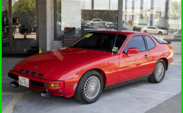 Porsche-924-1980-Coupe