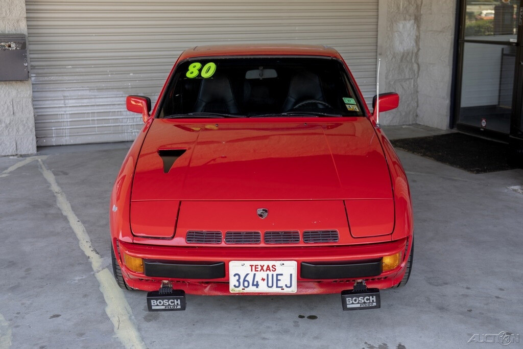Porsche-924-1980-Coupe-7